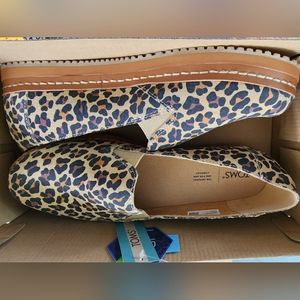 Tom's Paloma leather shoes size 11